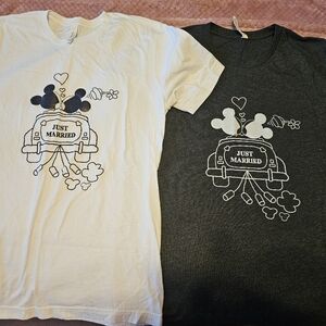 Disney 'Just Married' Graphic T-Shirts - White Size Medium, Dark Grey -Large